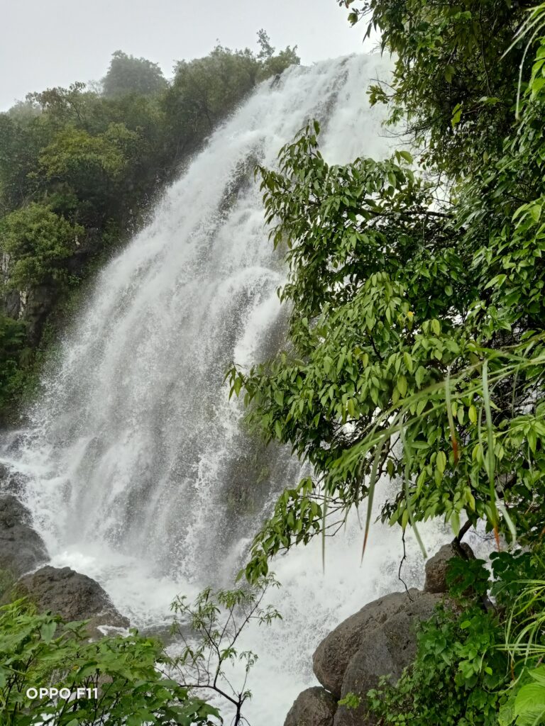 Glimpse of Ekiv Waterfall