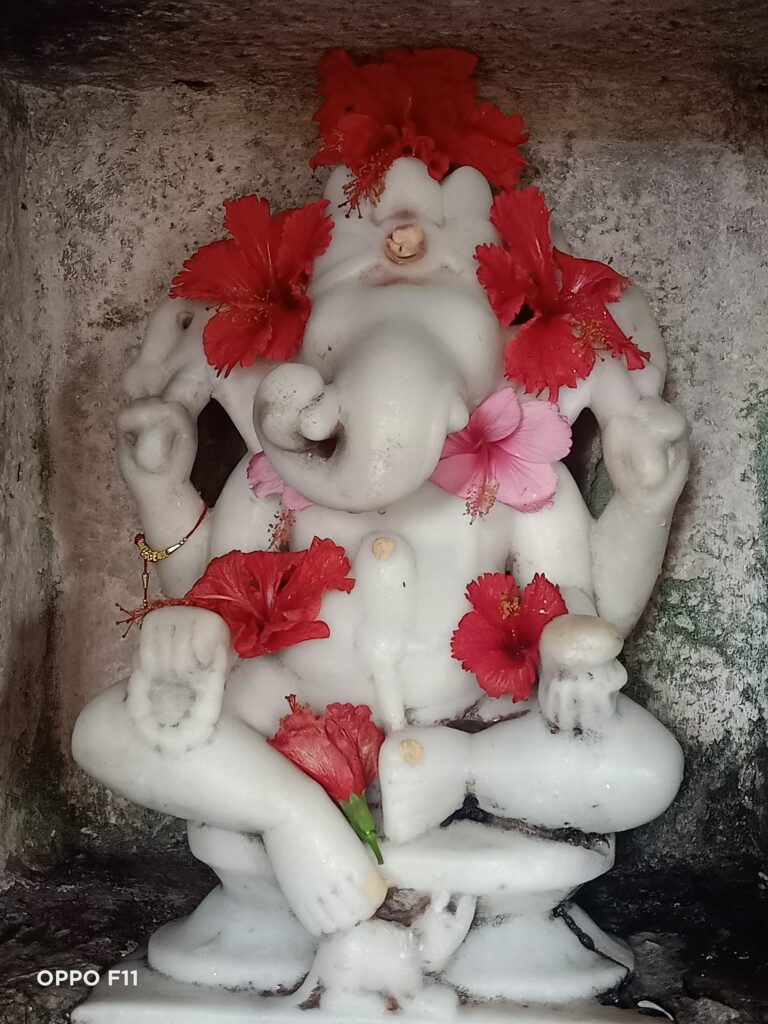 Lord Ganesha , Hatti Gha