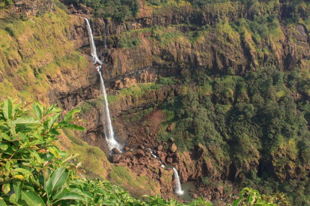 Lingmala Waterfall